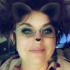 Meet your Posher, Posh